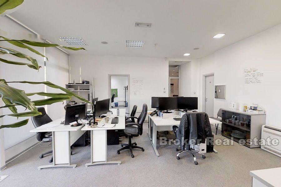 Split, Mejasi, modern office space near shopping center