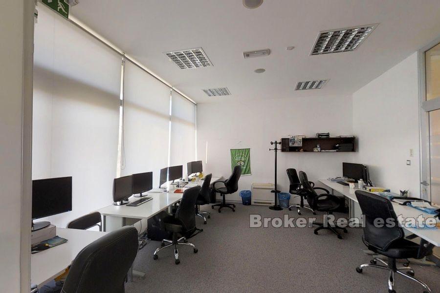 Split, Mejasi, modern office space near shopping center
