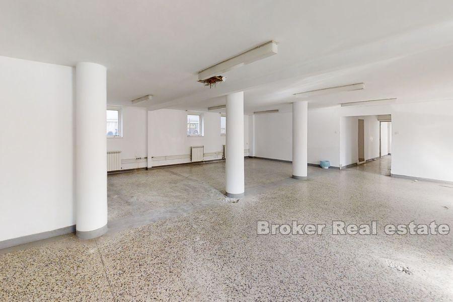 Split, budynek biurowy do adaptacji