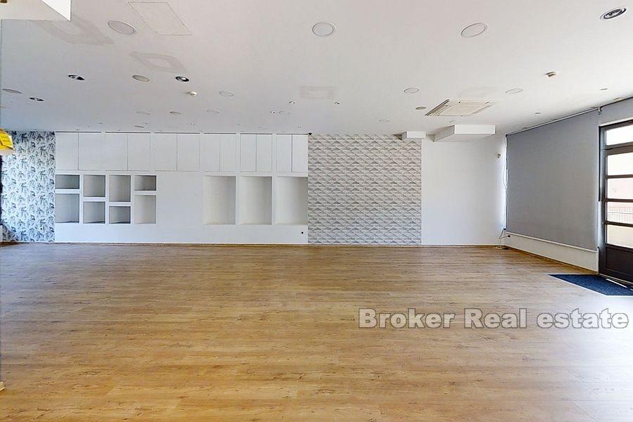 Split, Bol, uredski prostor površine 116m2