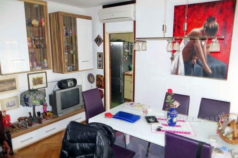Split, apartament z dwiema piętro z ogrodem