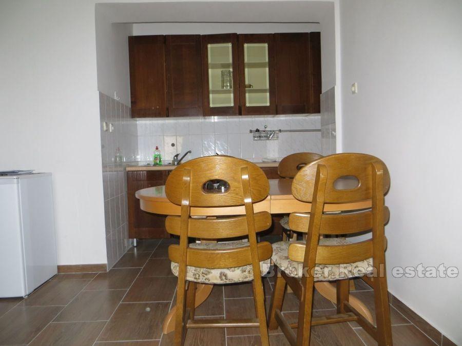 Split - Manus, two-bedroom apartment