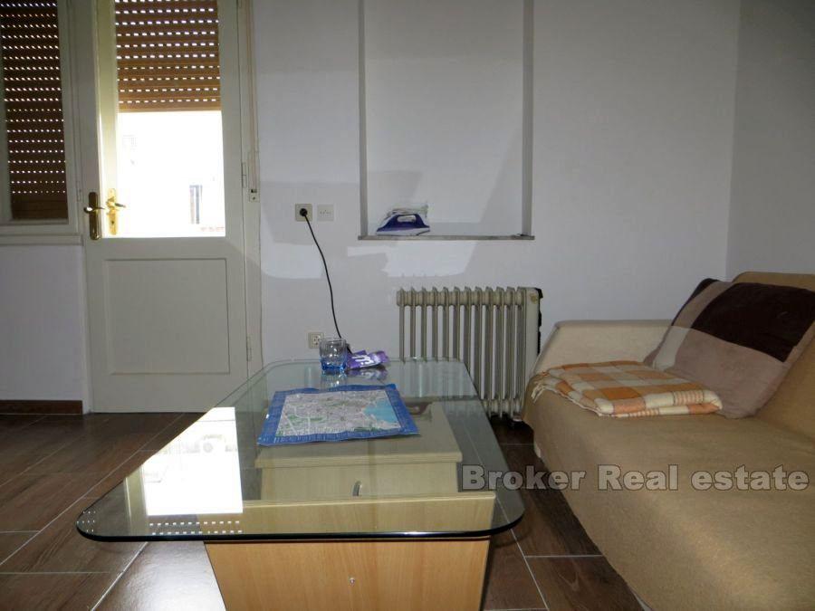 Split - Manus, two-bedroom apartment