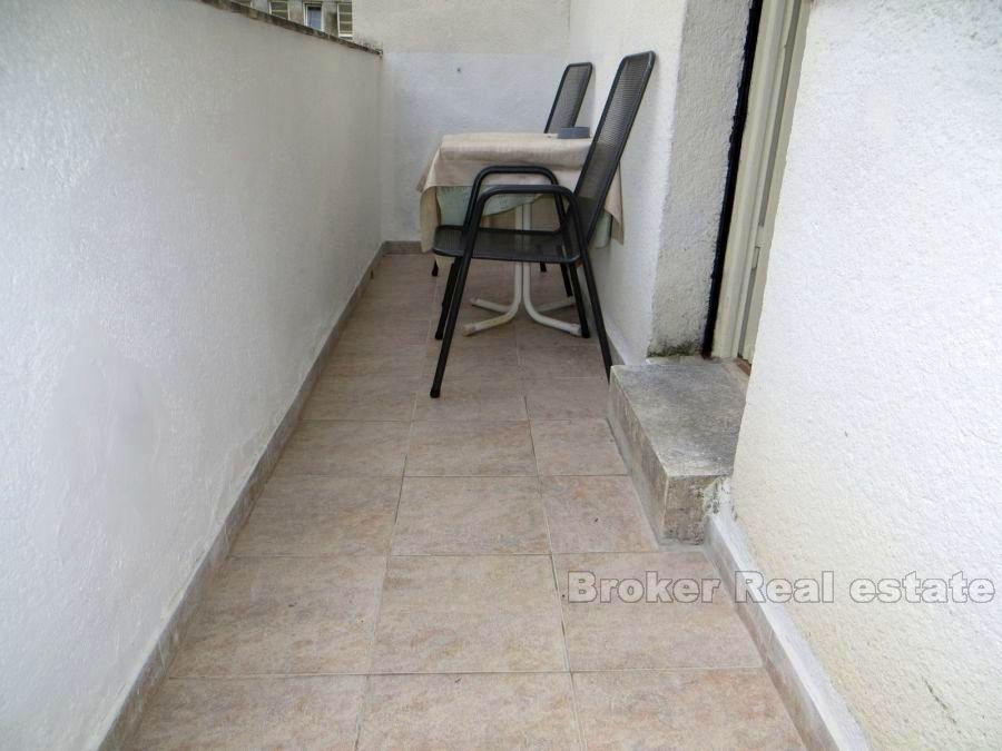 Split - Manus, two-bedroom apartment