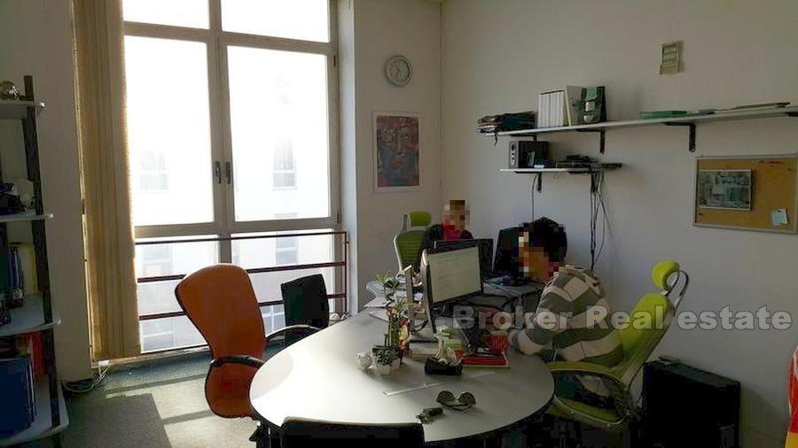 Split, Poljud, office space