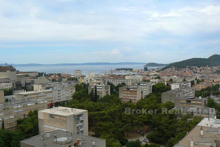 Split, Plokite, apartmán s dvoma spálňami