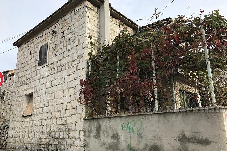 Kastela, stone house