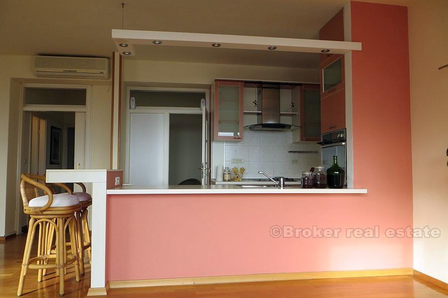 Split, Meje, two-bedroom renovated apartment