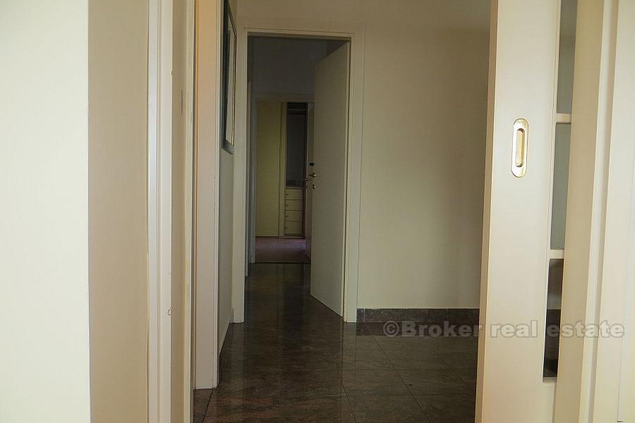 Split, Meje, two-bedroom renovated apartment