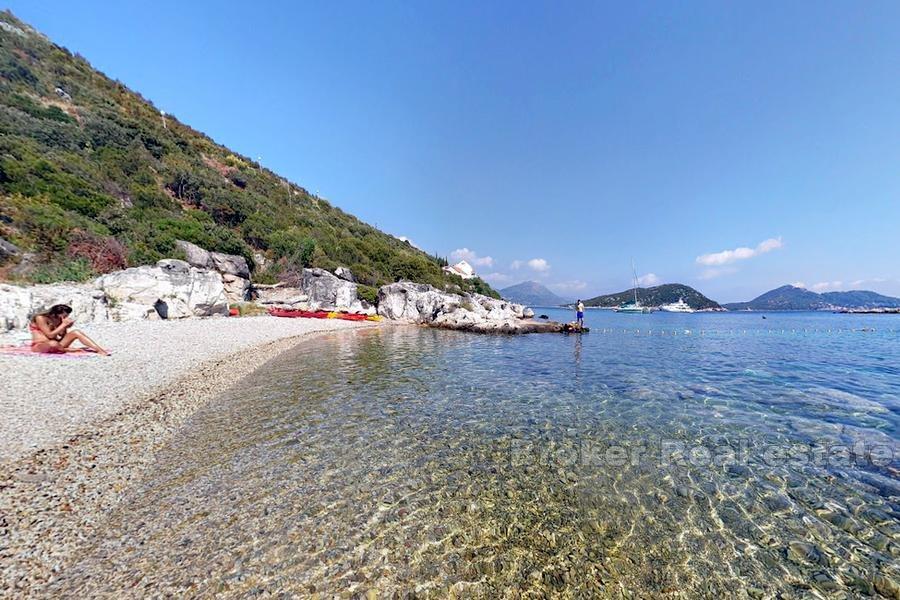 island of Sipan, building plot