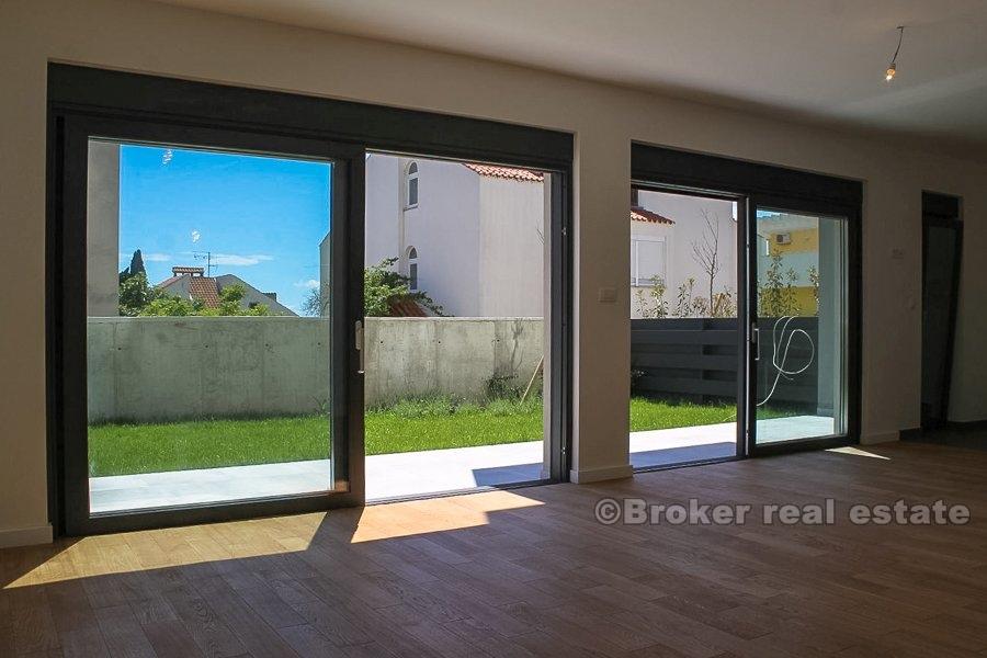 Split - Apartmán se 4 ložnicemi, výhled na moře