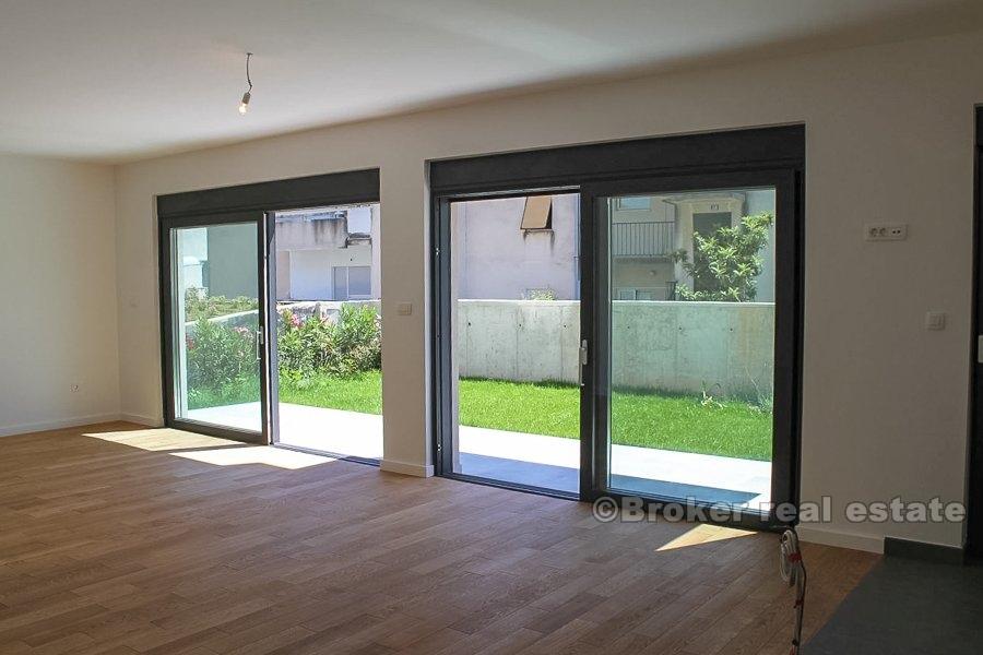 Split - apartament z czterema sypialniami, widok na morze