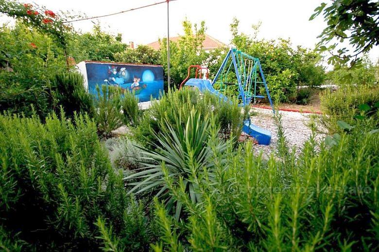 Isola di Brac - Casa indipendente con piscina