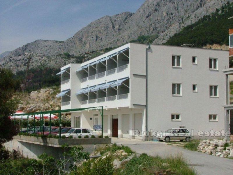 Omis, kamienica