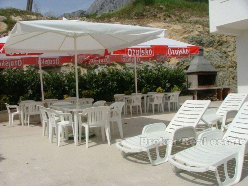 Omis, kamienica