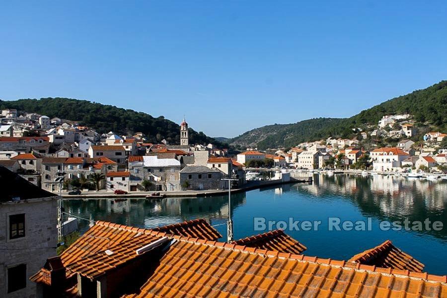 wyspa Brac, kamienny dom