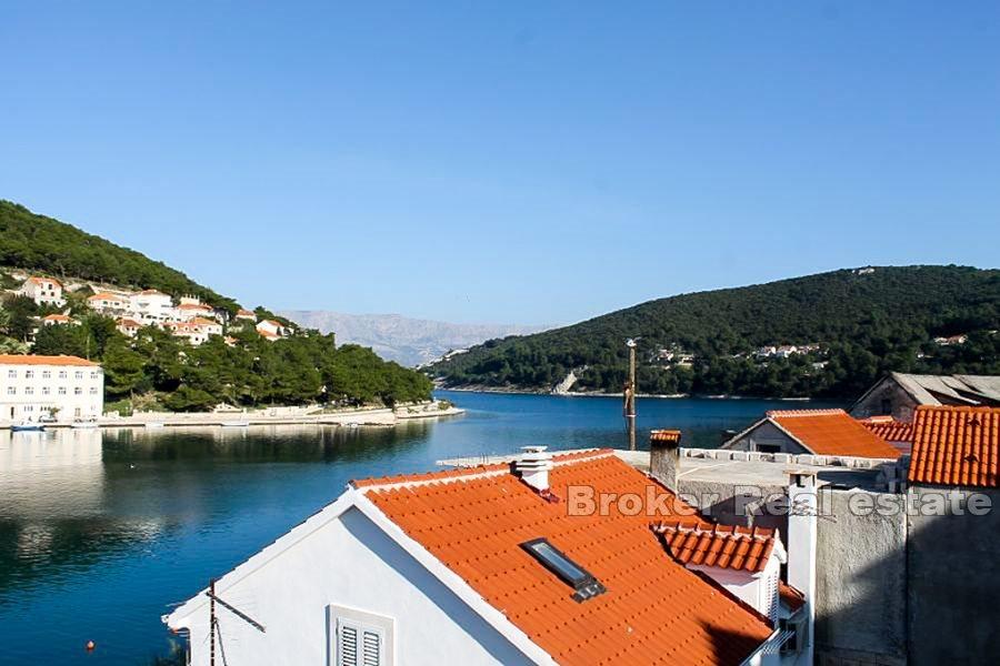 wyspa Brac, kamienny dom