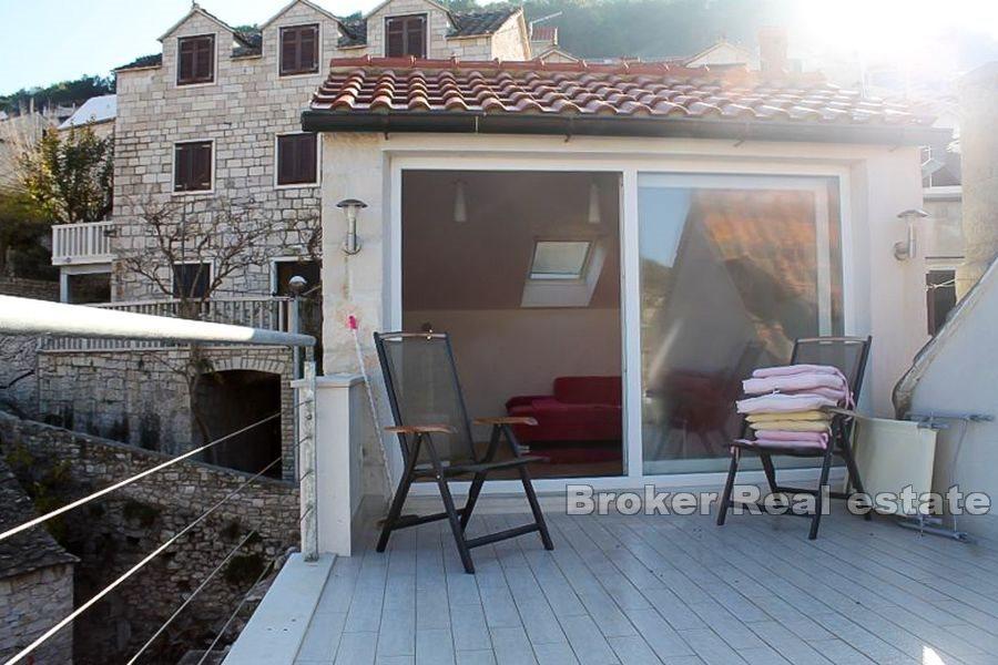 wyspa Brac, kamienny dom