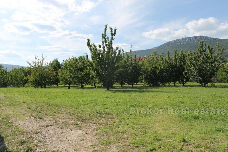 Kastela, stavební pozemek