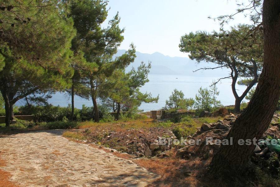 Île de Hvar, maison au bord de la mer