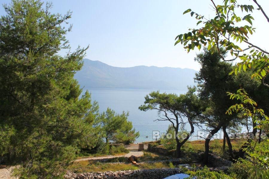 Île de Hvar, maison au bord de la mer