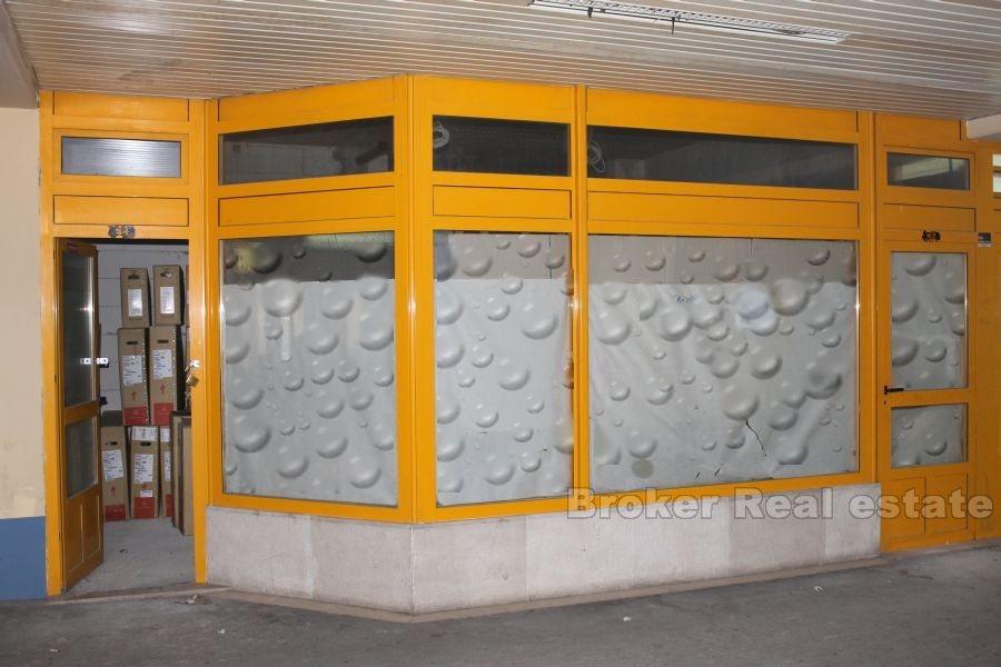 Split, nedokončené kancelářské prostory