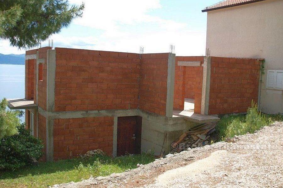 Riwiera Makarska, bliźniak w trakcie budowy