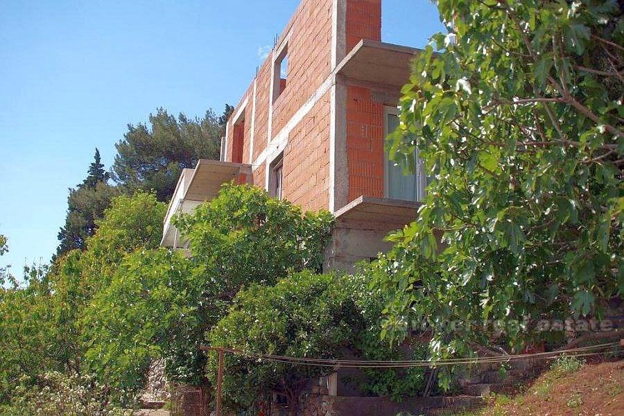 Riwiera Makarska, bliźniak w trakcie budowy