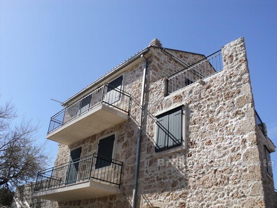 Makarska Riviera, maison jumelée en pierre