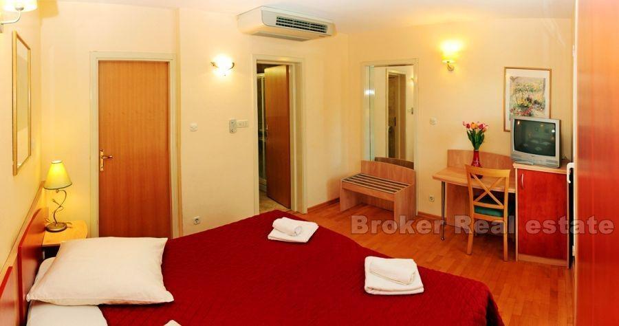 Makarska, malý rodinný hotel
