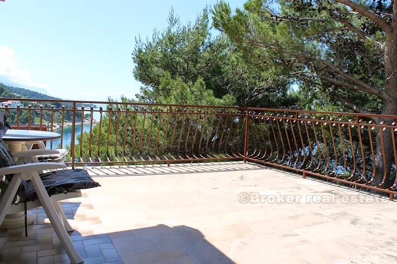 Brela, krásná vila s výhledem na moře