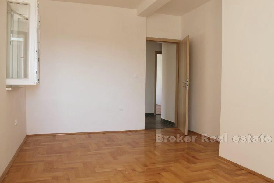 Wyspa Brac, apartamenty z trzema sypialniami