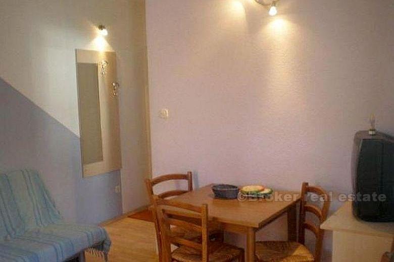 près de Makarska, maison d'appartements