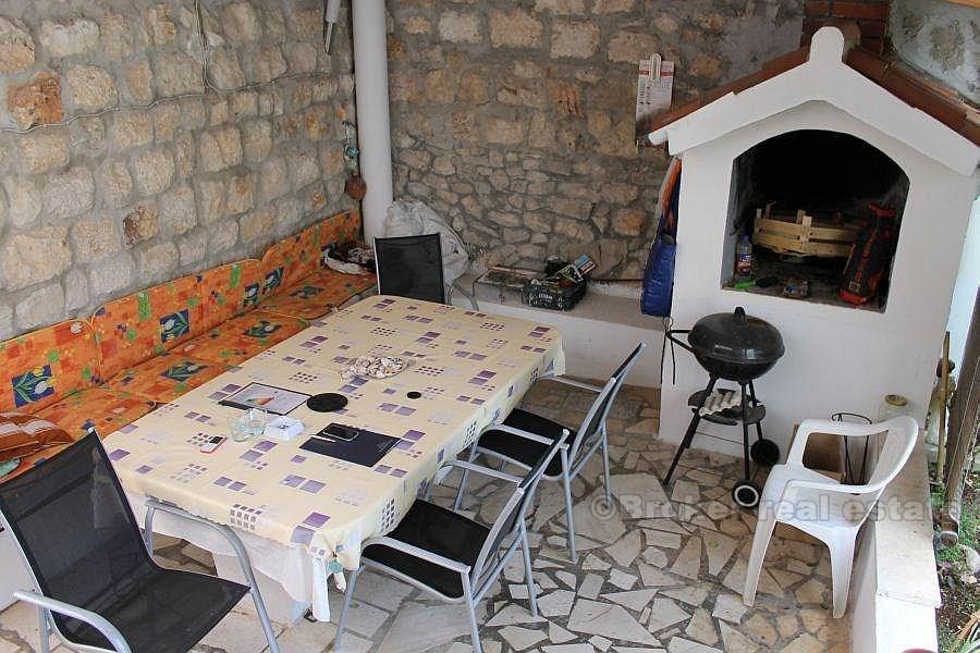 In der Nähe von Trogir zwei Häuser