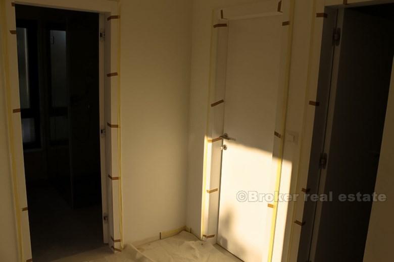 Zadar, apartamenty z dwoma sypialniami w nowym budynku