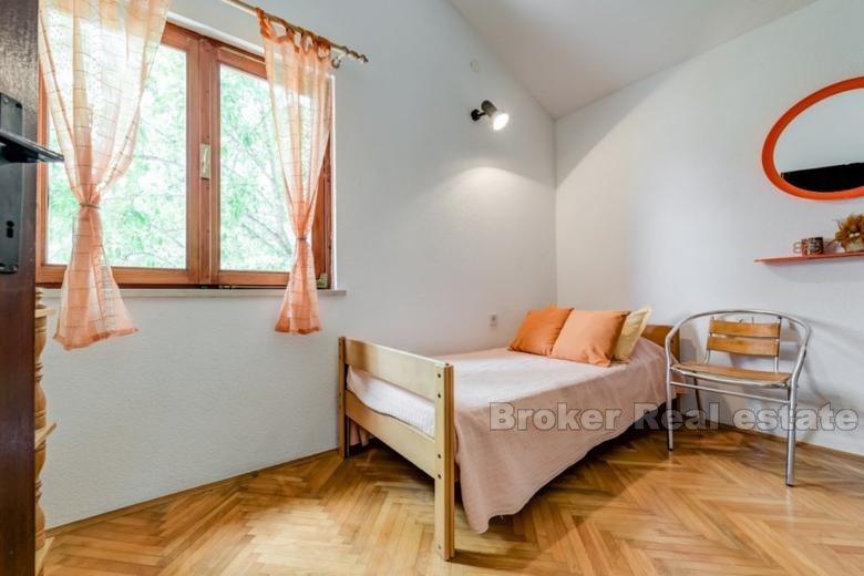 Omis Riviera, Haus mit Meerblick