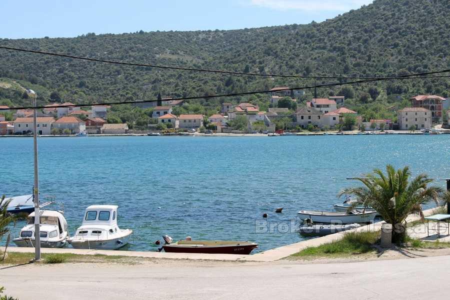 Marina - Casa indipendente da ristrutturare