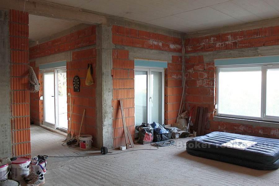 Solta - vila s výhledem na moře a bazén