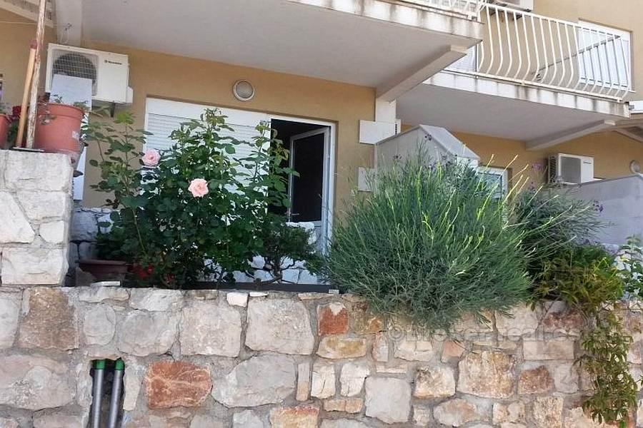 Wyspa Brac, przytulny apartament z jedną sypialnią