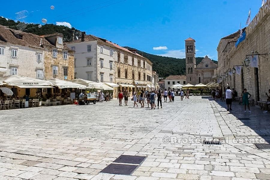 Hvar - Stenhus i sentrum
