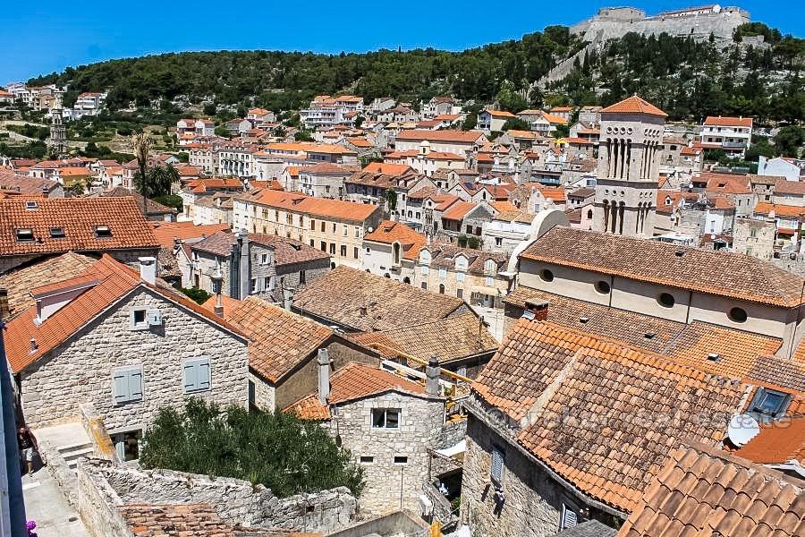 Hvar - Stenhus i sentrum