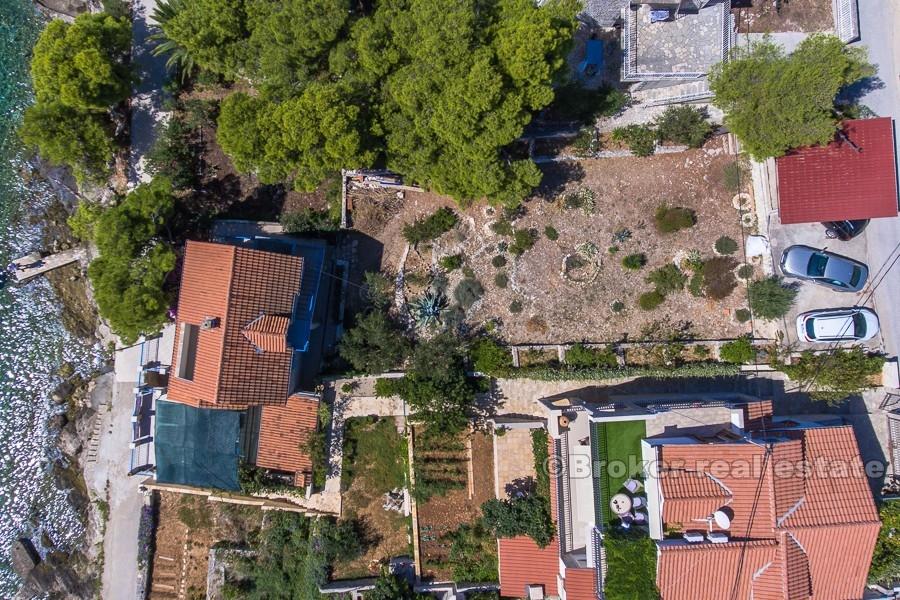 otok Šolta - Vila na 3 etaže, prvi red do mora