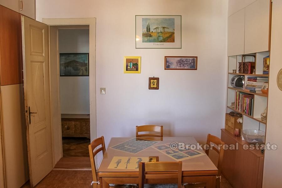 Split center - Trzypokojowe mieszkanie w centrum miasta