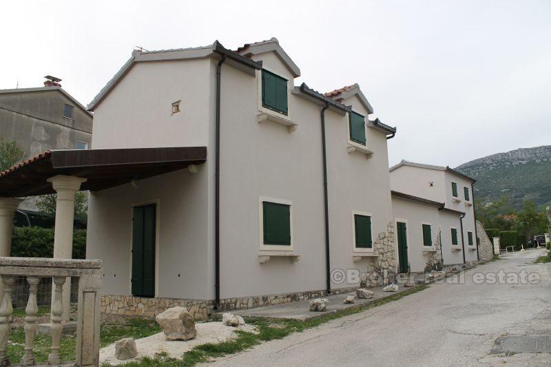 Kastela, nära Split, kommersiellt komplex