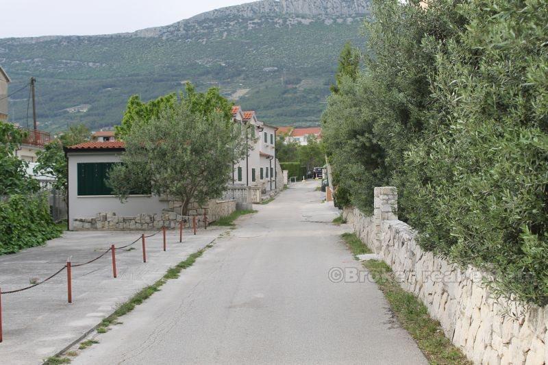 Kastela, nära Split, kommersiellt komplex