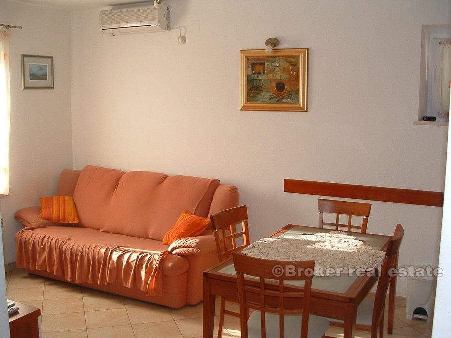 Øya Brac - Frittliggende steinhus