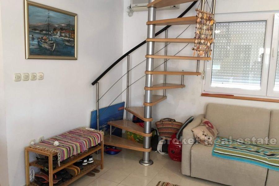 Nær Zadar - duplex leilighet i området Petrcane
