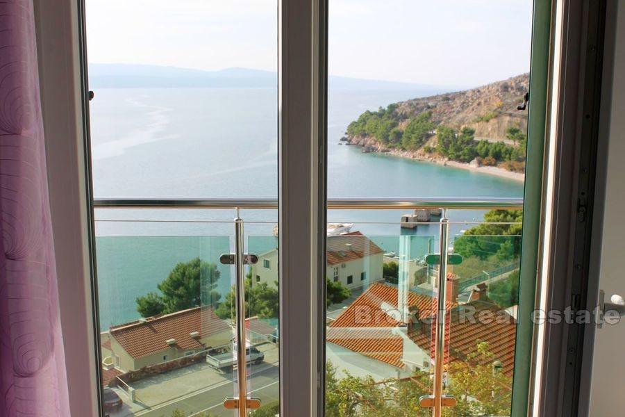 Omiš, samostatný kamenný dom