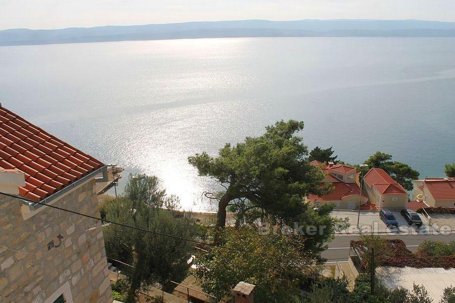 Omiš, samostatný kamenný dom