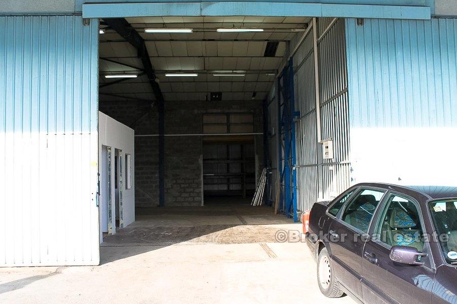 Сплит, бизнес-склад